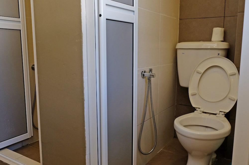 Armenian Suite 4/58