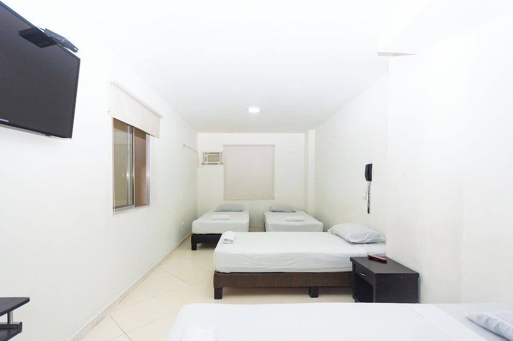 Hotel Villa Real 34/50