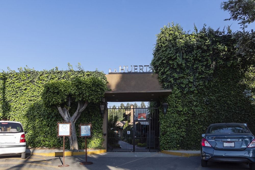 Collection O Hotel La Huerta Golf & Hotel, Cholula 38/58