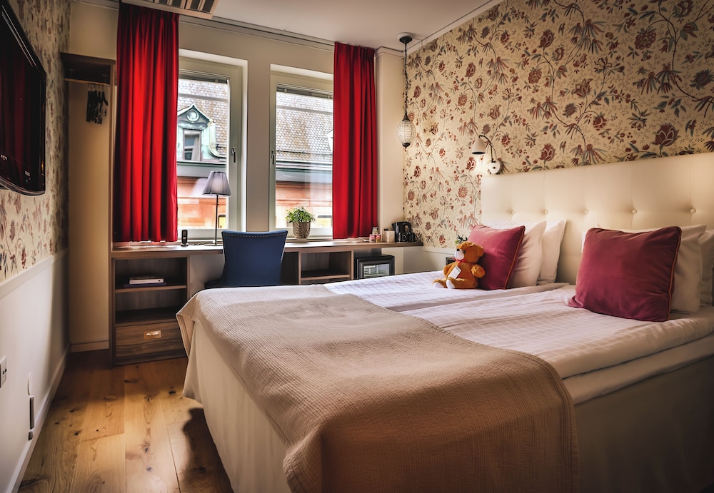 Freys Hotel 22/65