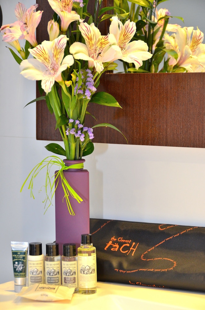 Hotel Tach Madrid Airport 9/59