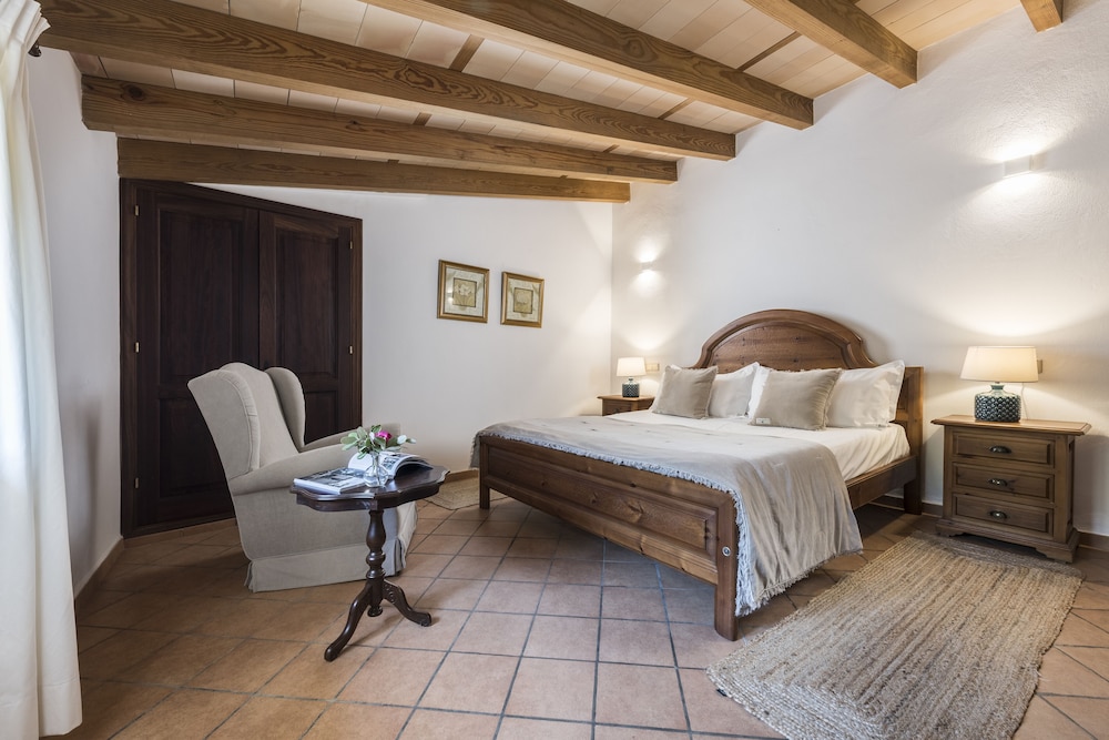 SUITE, VALLEY VIEW, TERRACE