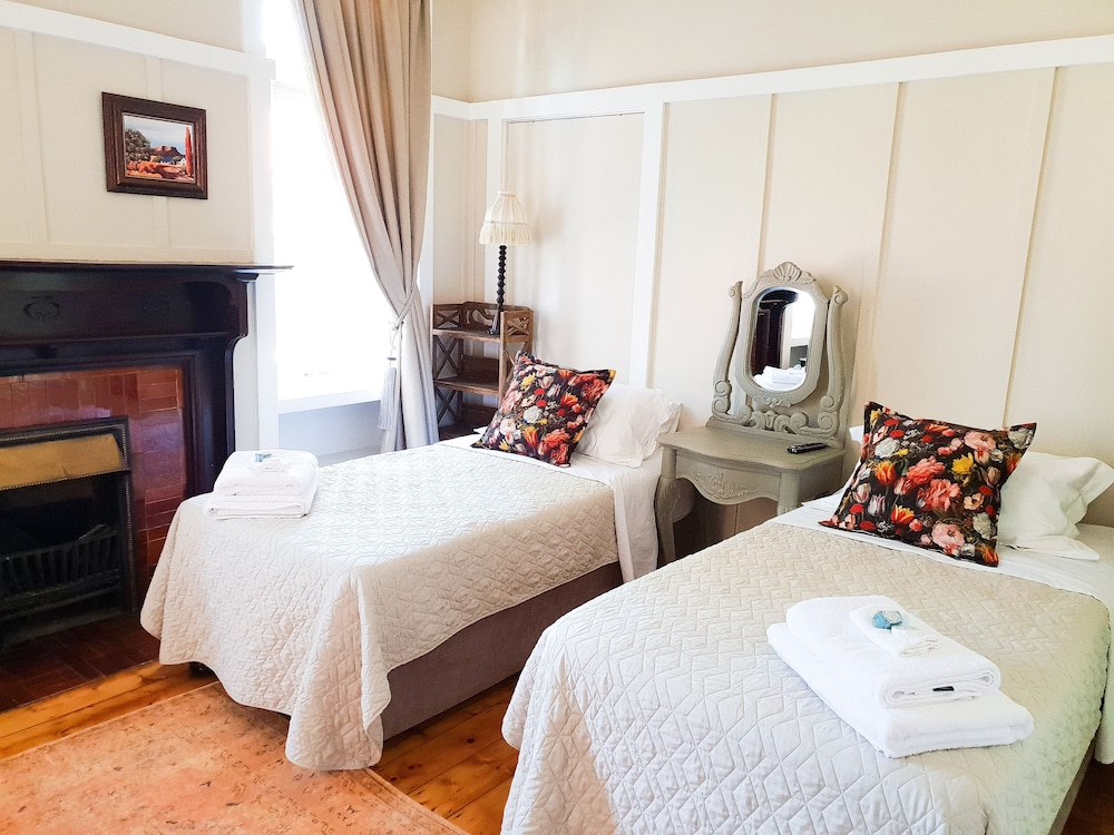 Bauhenia Guesthouse 19/32
