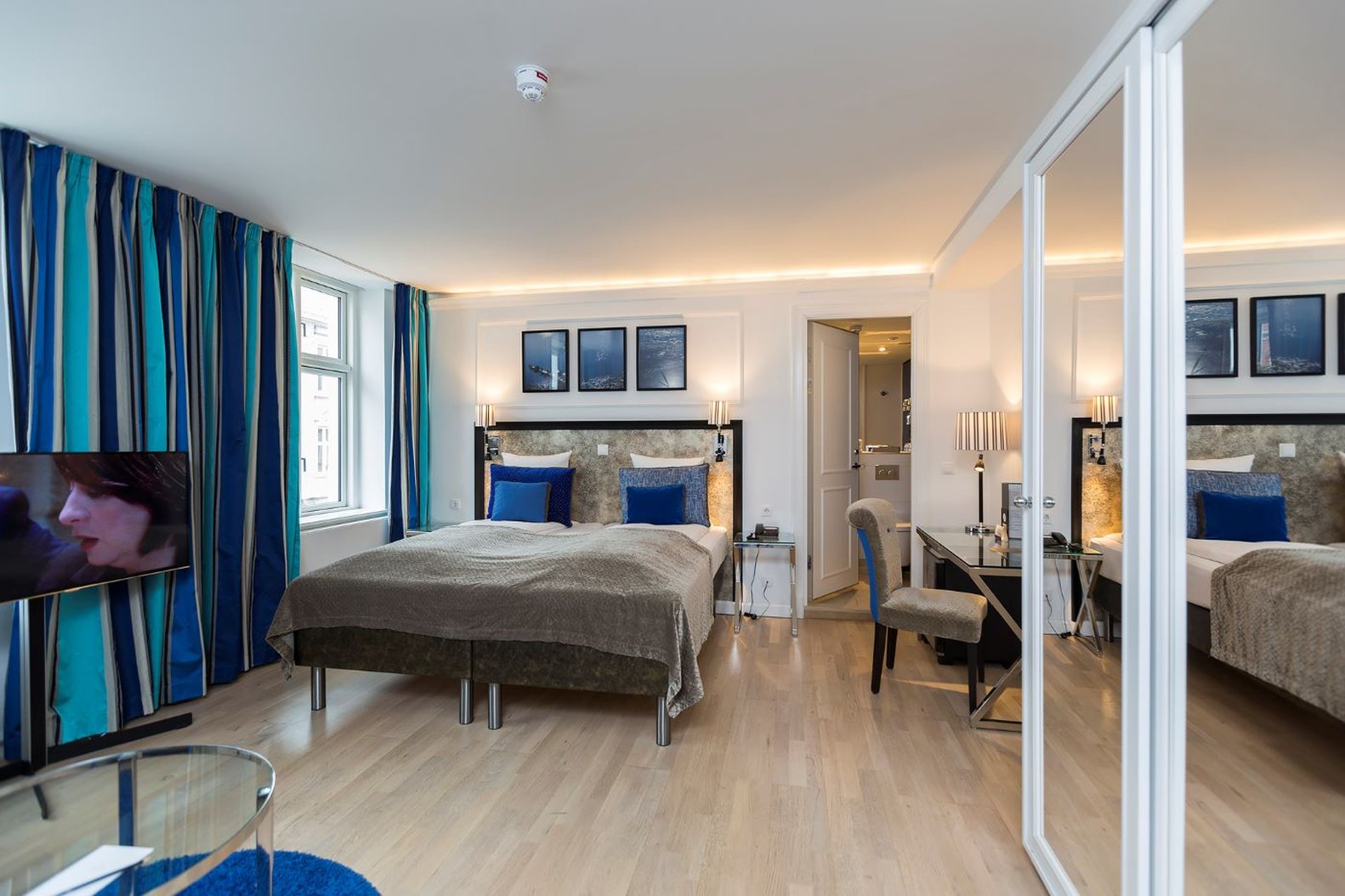 Absalon Hotel 11/34