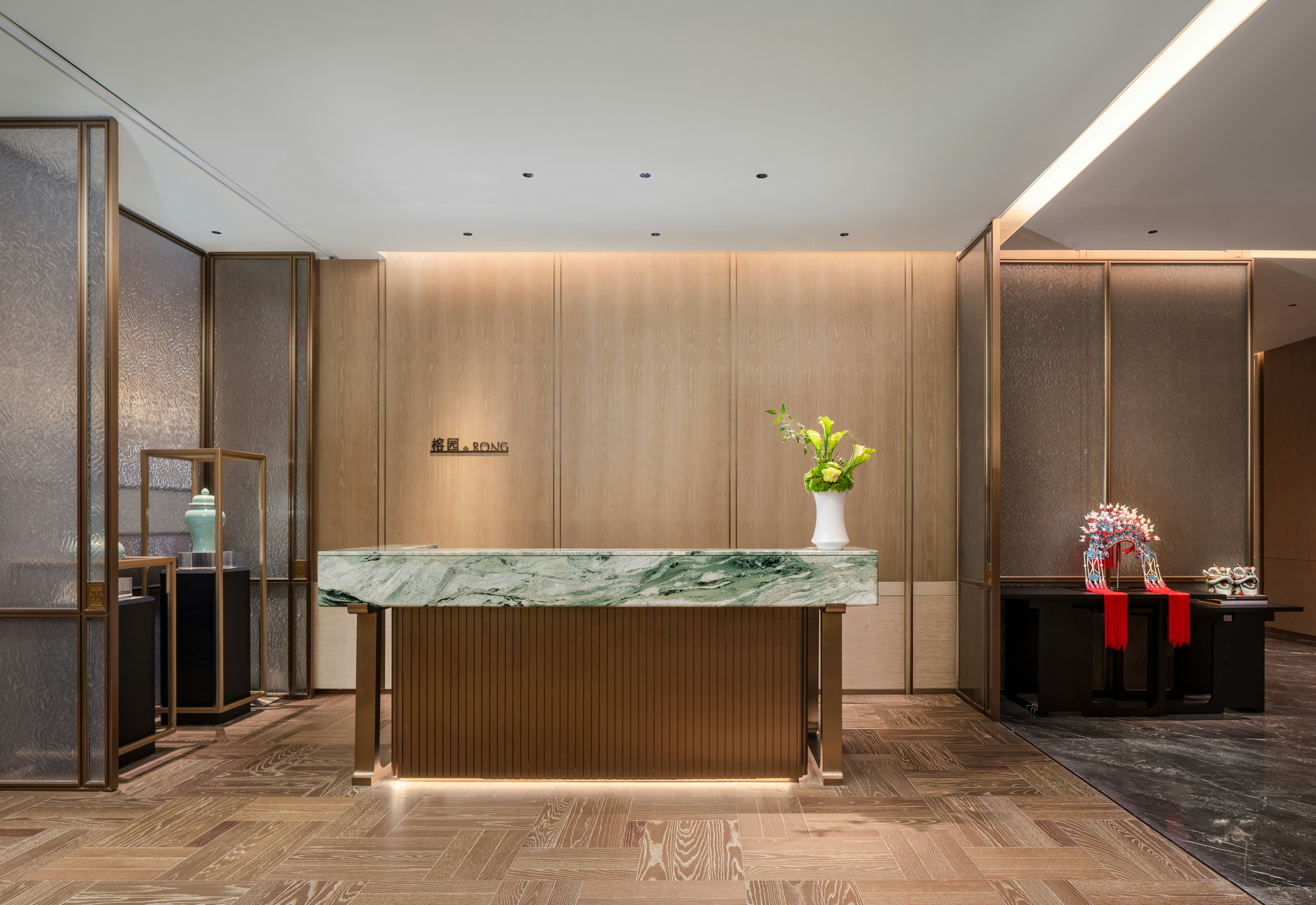 Canton Hotel Guangzhou, Tapestry Collection by Hilton 10/50