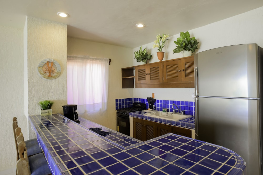 Villas De Rosa Beach Resort 9/68