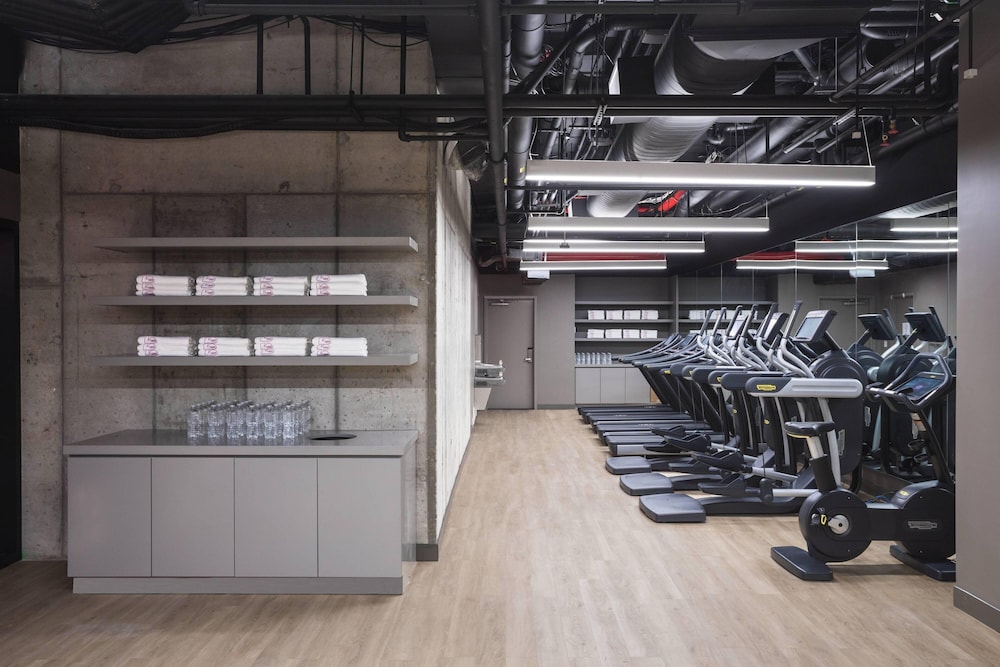 Moxy NYC Chelsea 17/56