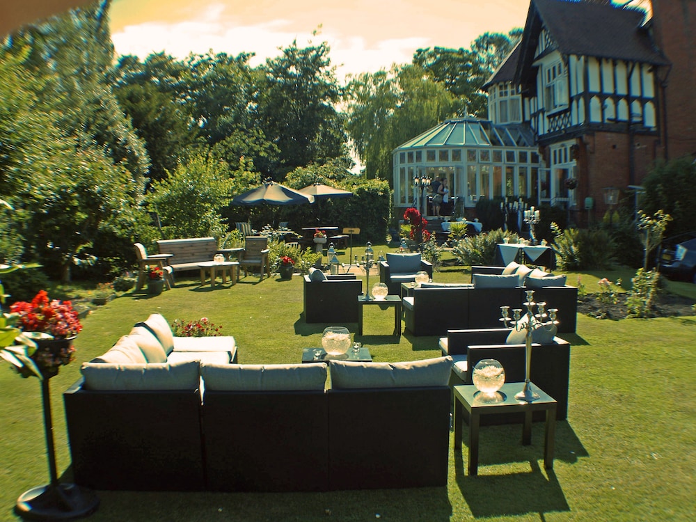 Normanhurst Hotel 27/50