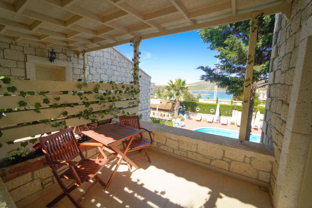 Alacati Marina Palace 33/50