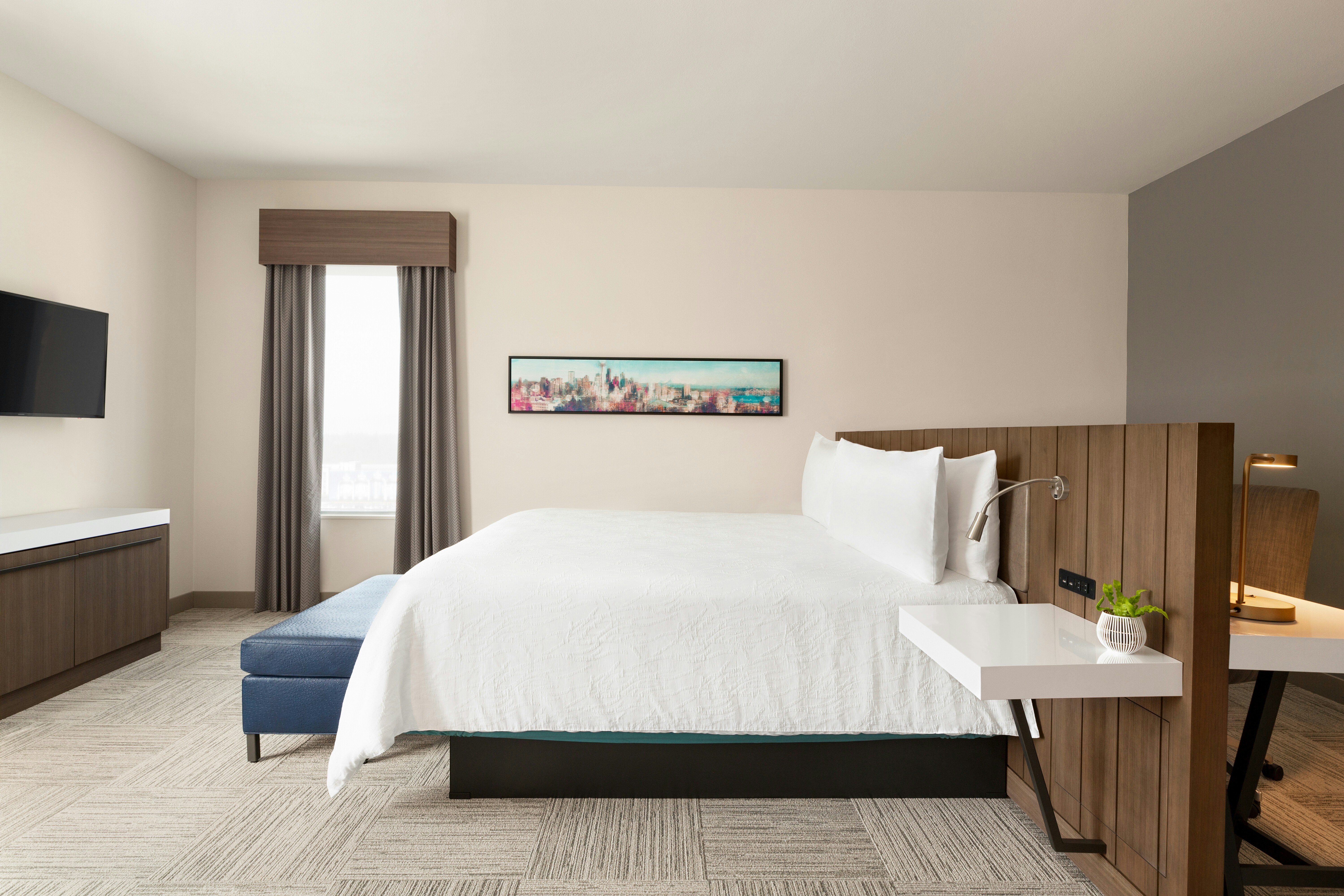 Deluxe, King Bed, Corner
