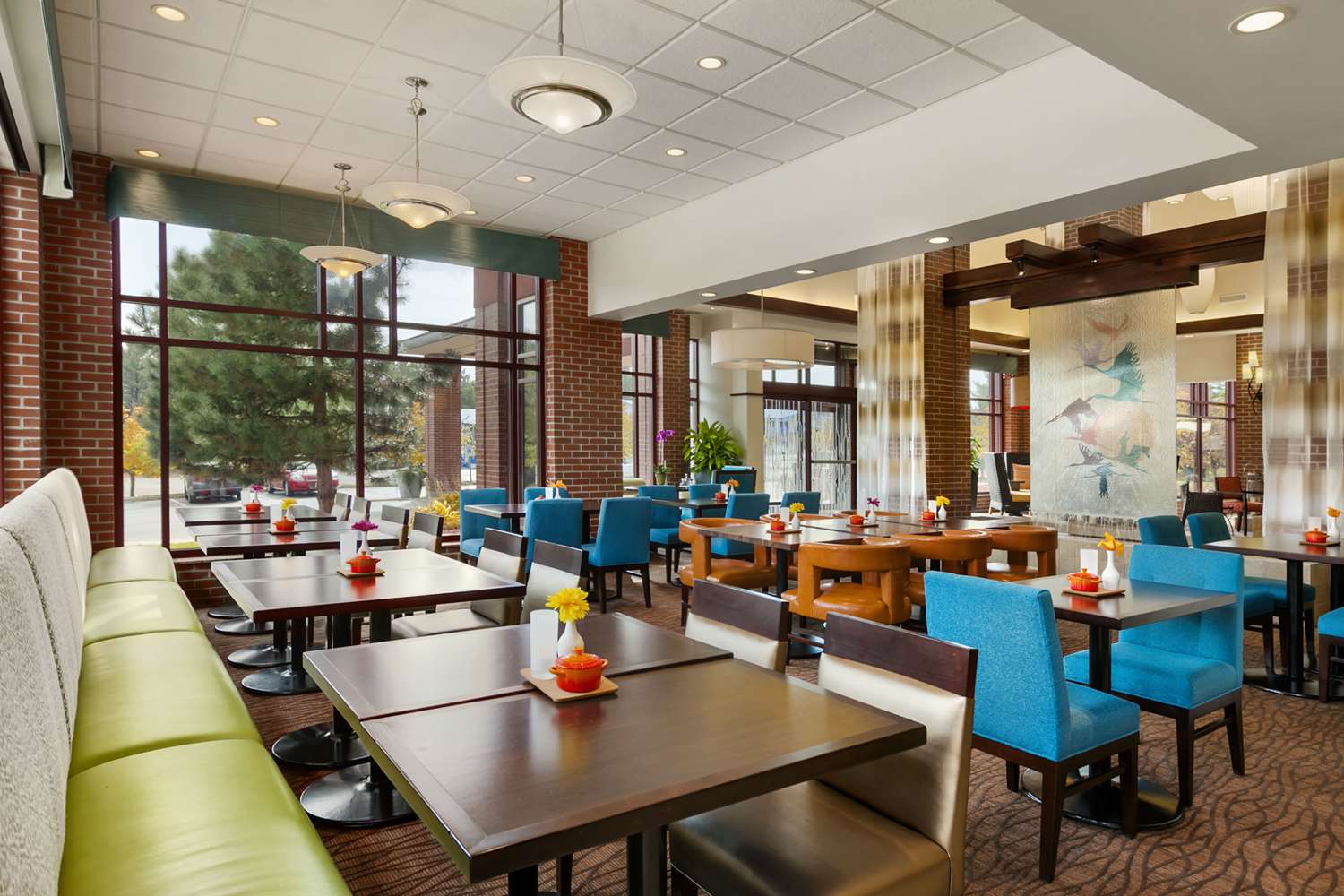 restaurant cafeteria