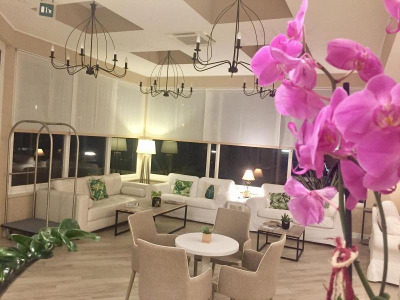 Hotel Nizza Fronte Mare 27/49