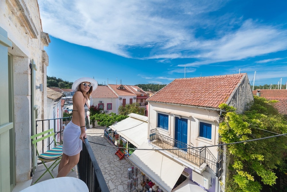 Fiscardonna Luxury Suites 41/50