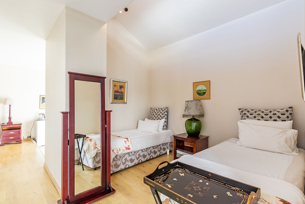 Admiralty B&B 3/50