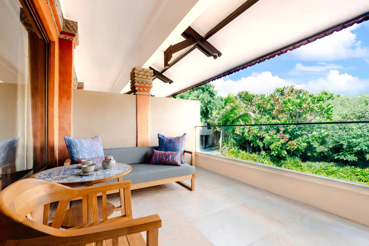 LEGIAN BEACH HOTEL 42/57