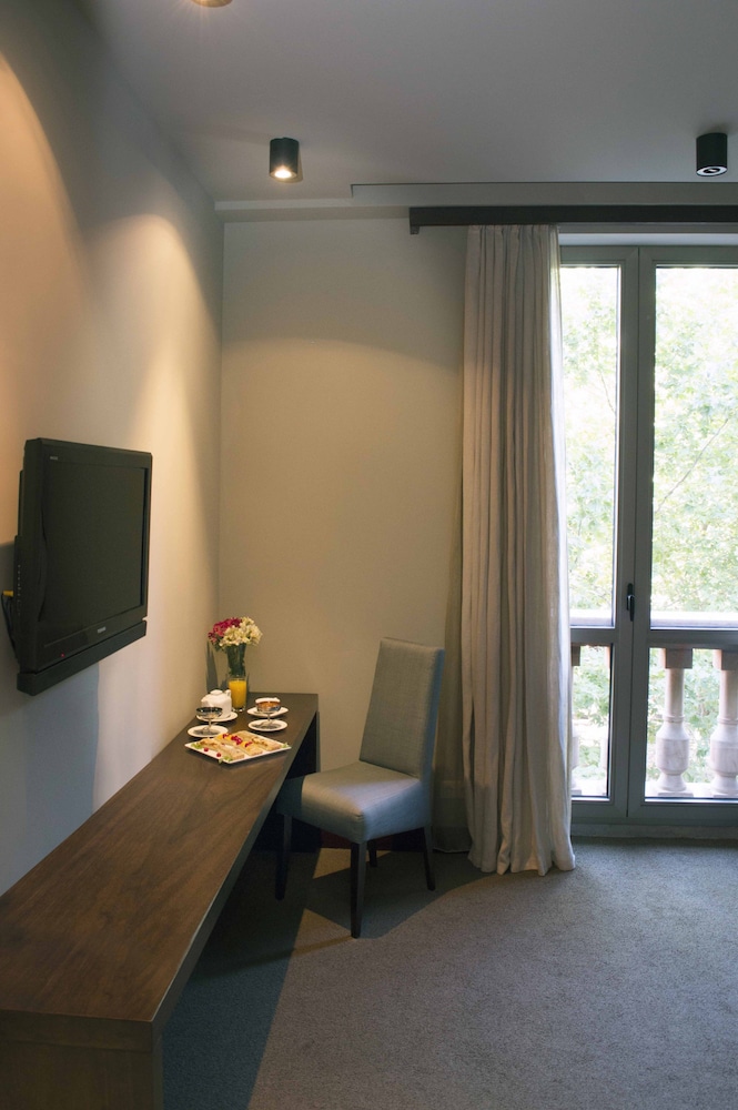 Tufenkian Historic Yerevan Hotel 37/61