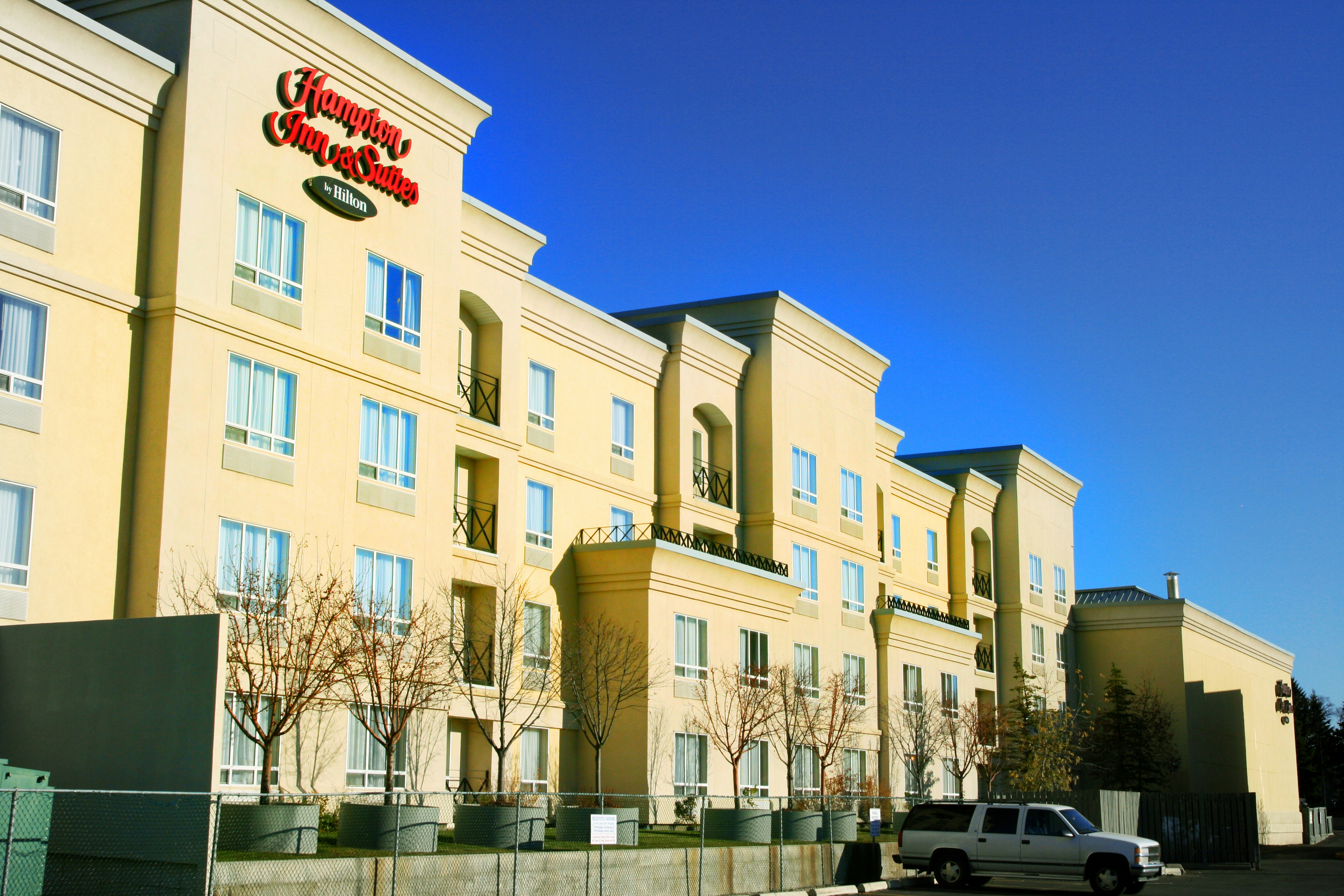 Hampton Inn & Suites By Hilton Calgary- University Northwest in CALGARY