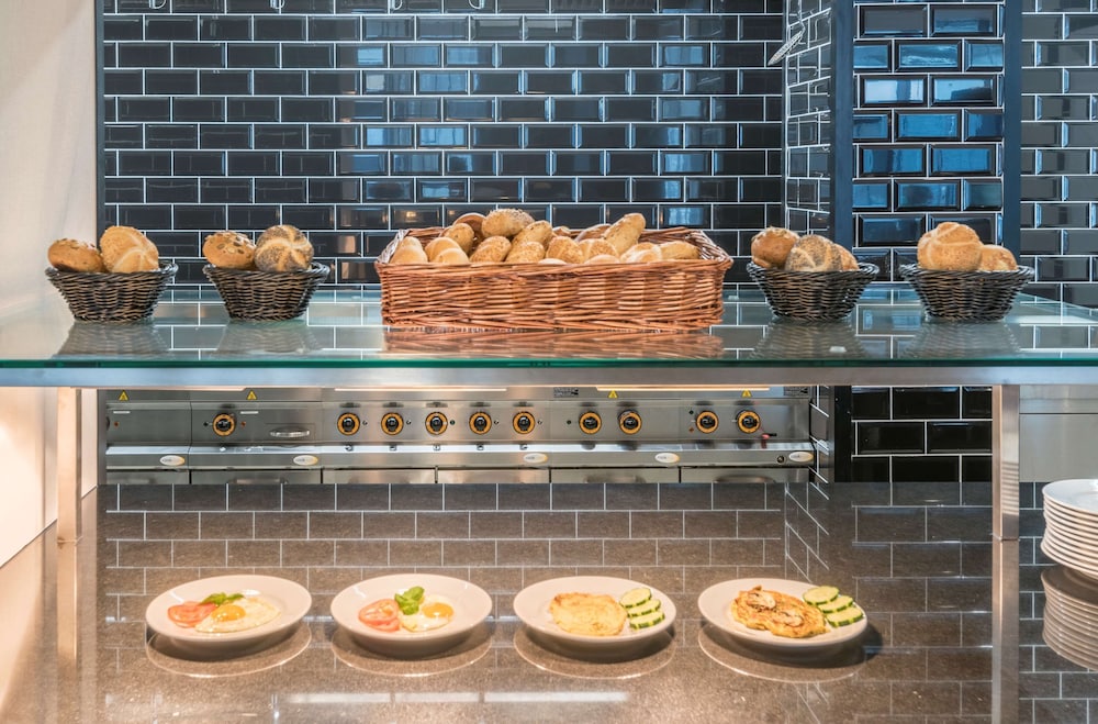 Hilton Garden Inn Munich City West 34/46