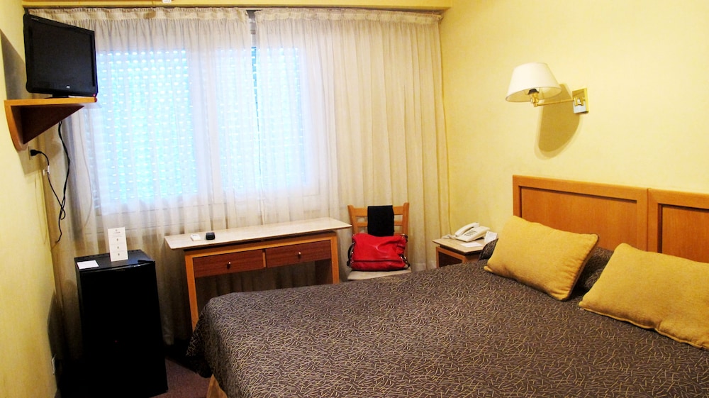 Embajador Hotel 28/55