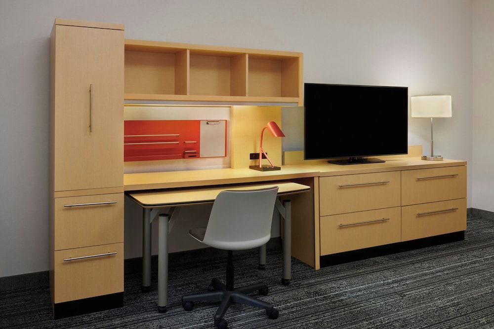 Towneplace Suites by Marriott London 50/58