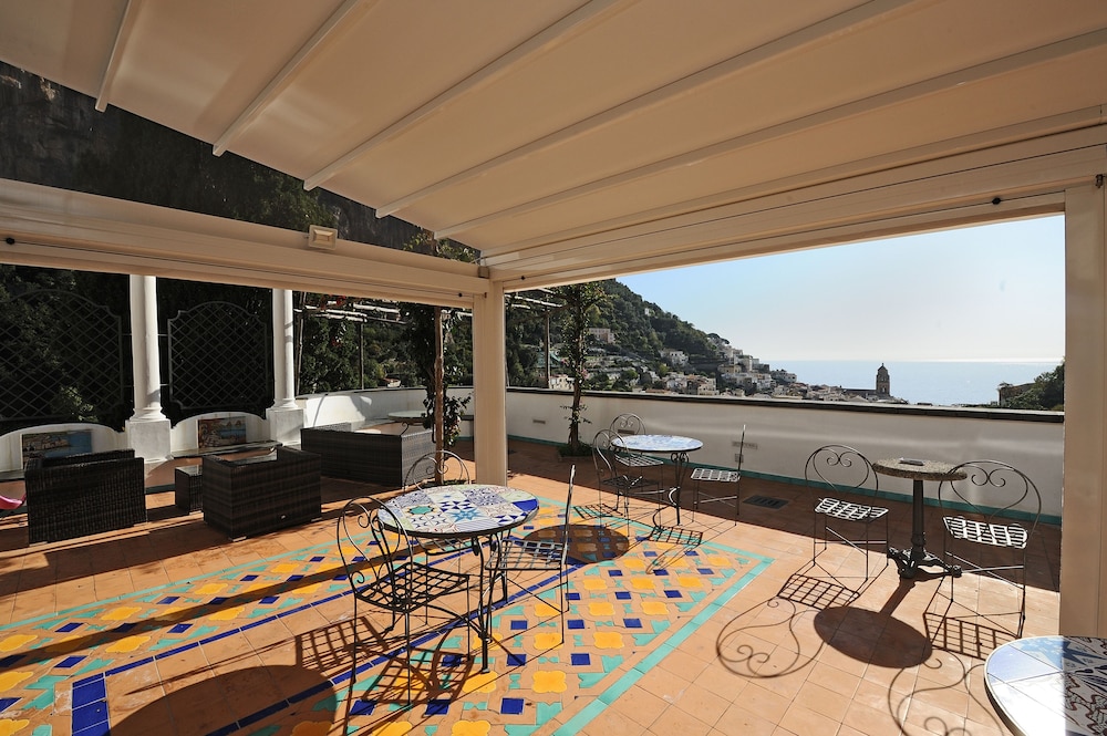 Hotel Villa Annalara 48/77