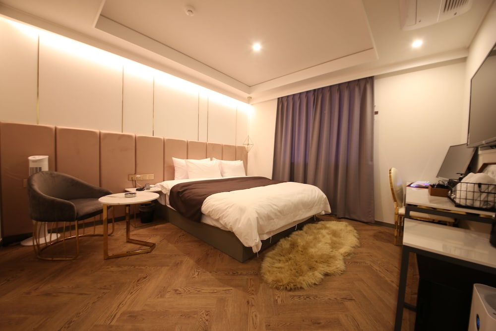 Busan Sasnag Den Basta Hotel 19/48