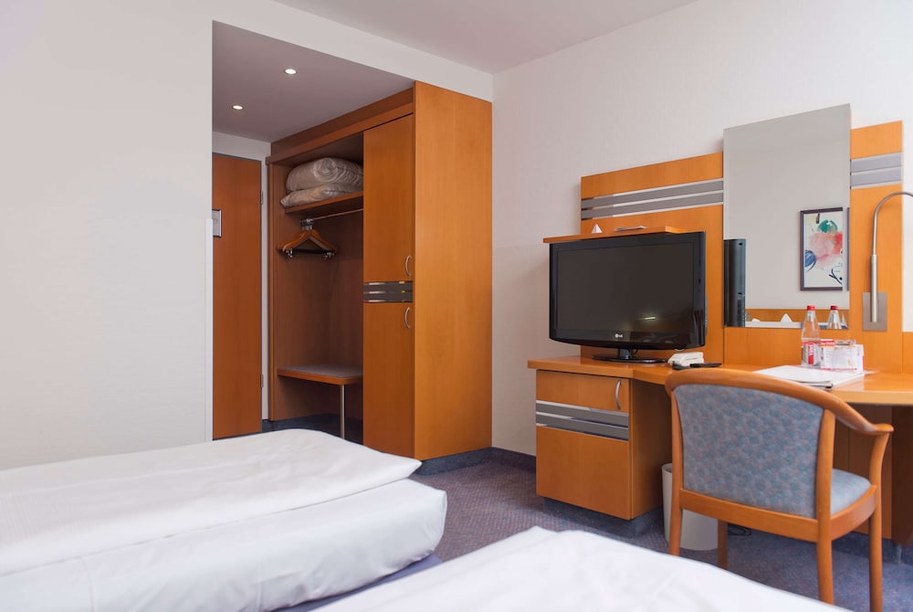 Ramada by Wyndham Dresden 18/61