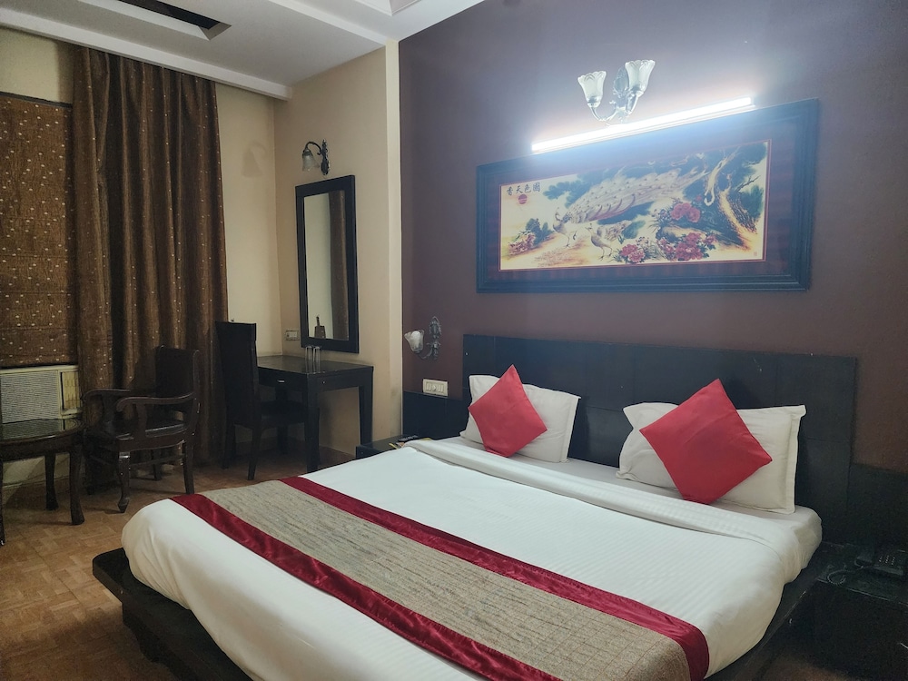 Oyo Rooms 760 Karol Bagh Metro Station 19/50