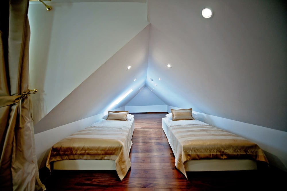 Jupiter Heritage Hotel 27/72
