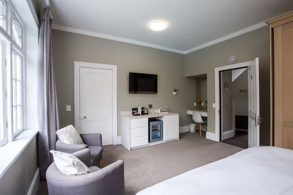 Summerwood Guest House 32/44