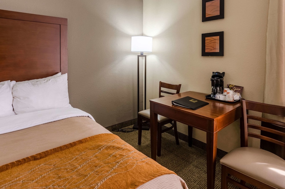 Comfort Inn Blacksburg University Area 17/36