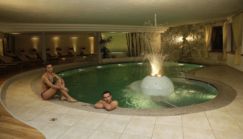 Hotel Cristallo 44/70