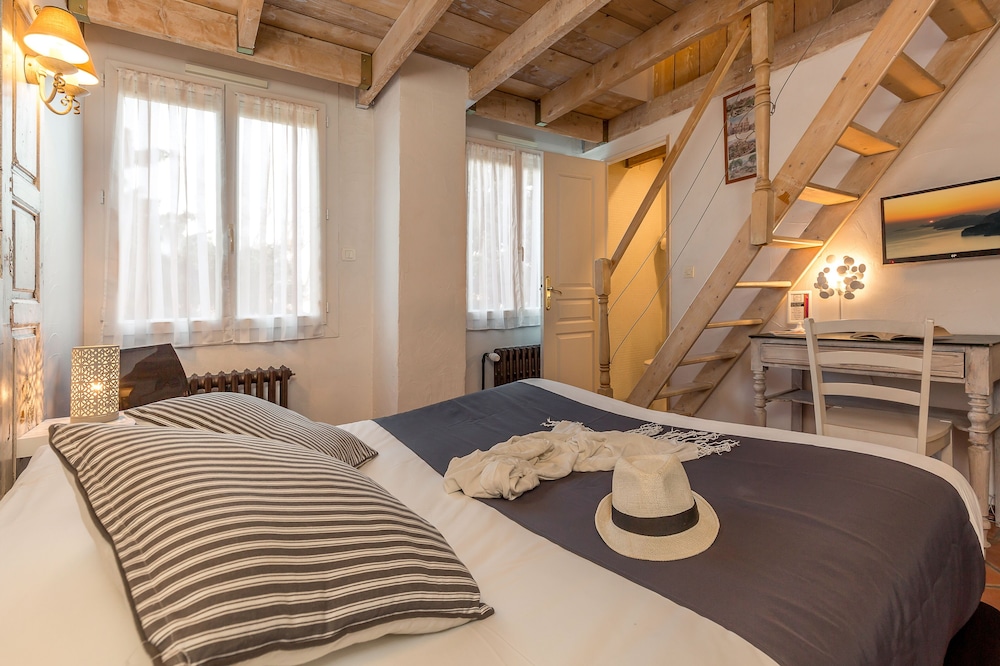 Hotel the Originals Martigues Clair 30/50