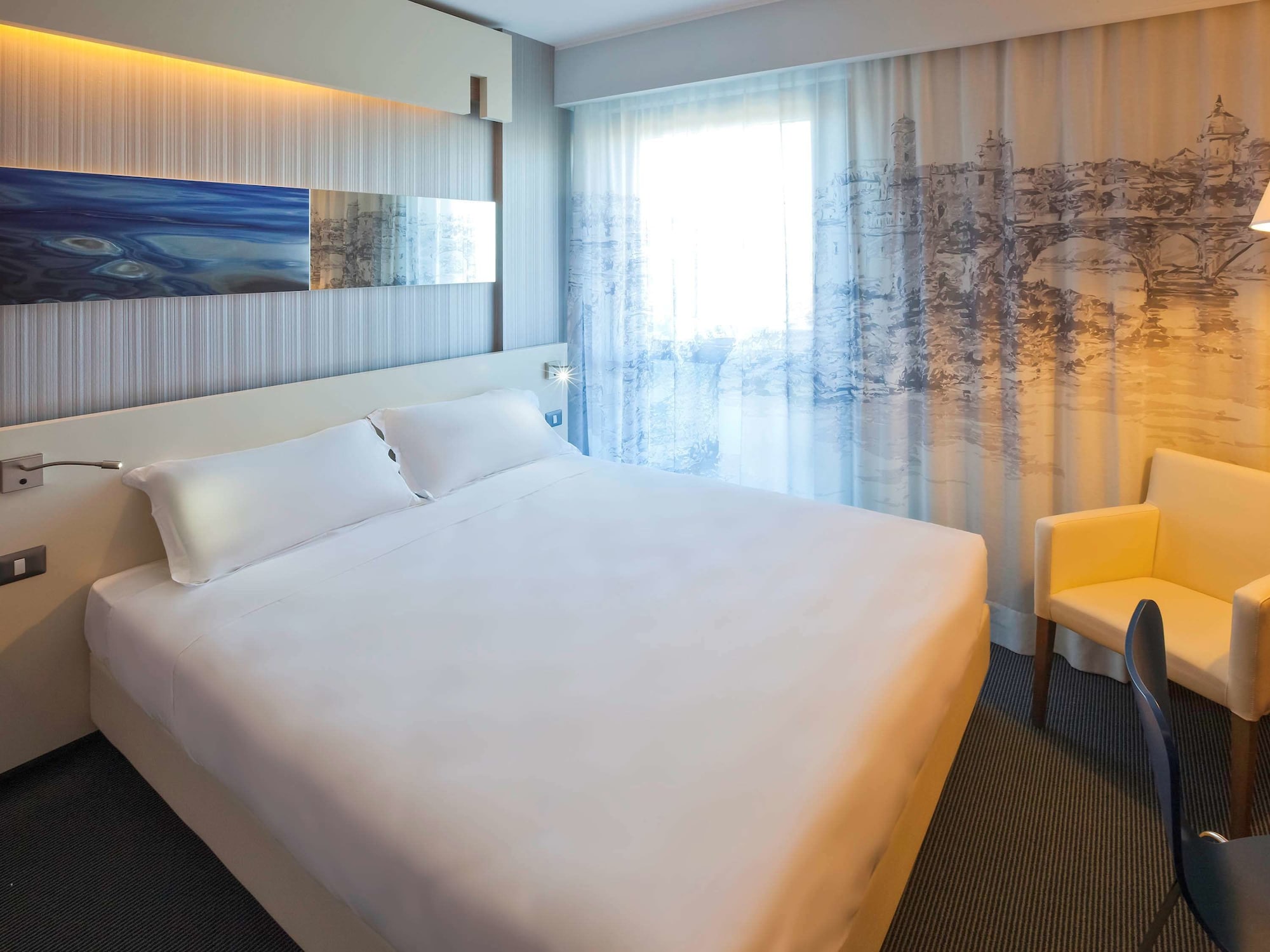 ROOM, DOUBLE BED, ACCESSIBLE