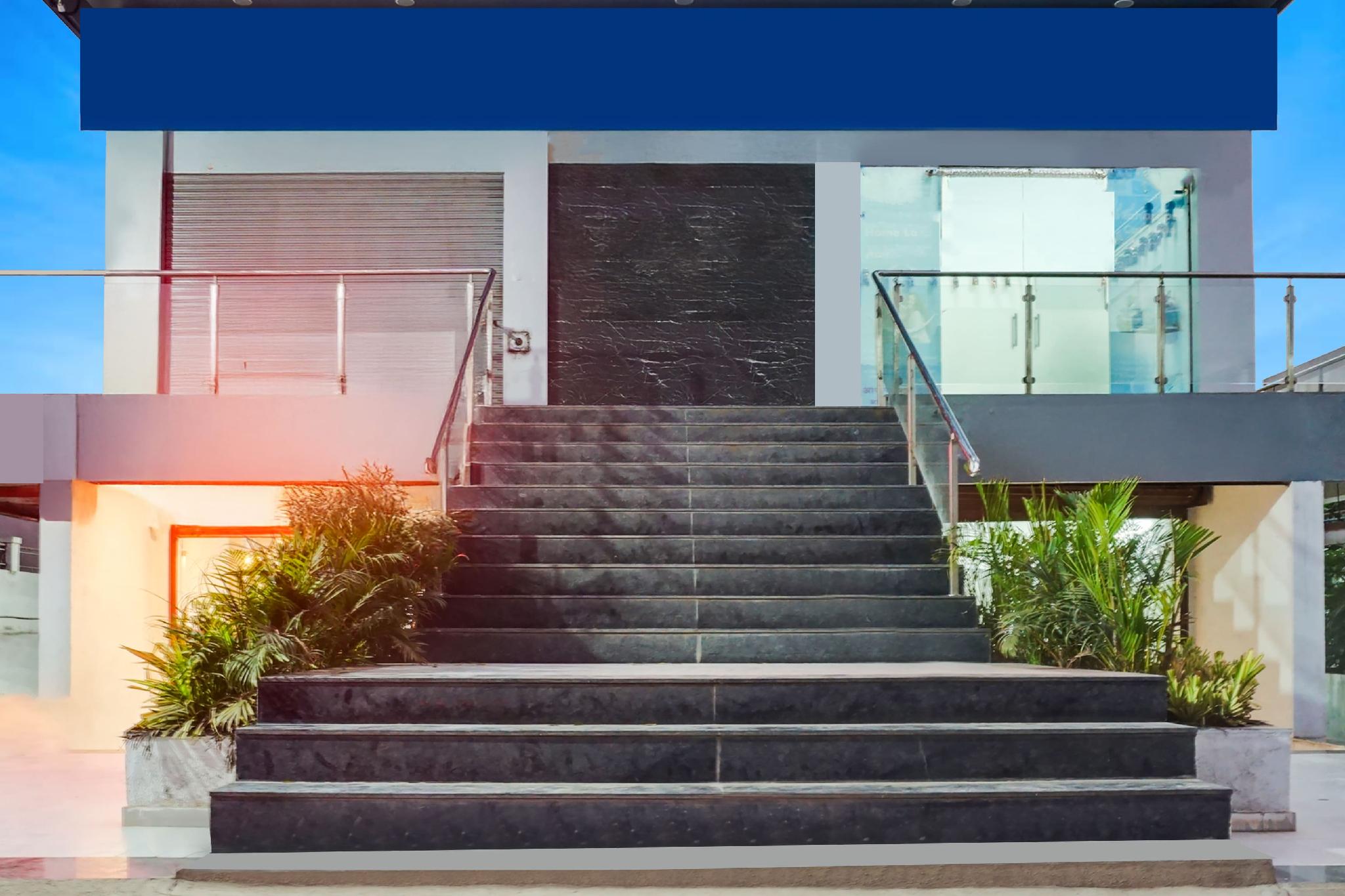 Super Townhouse Lohegaon Near Pune Airport formerly Landmark Regency 5/29