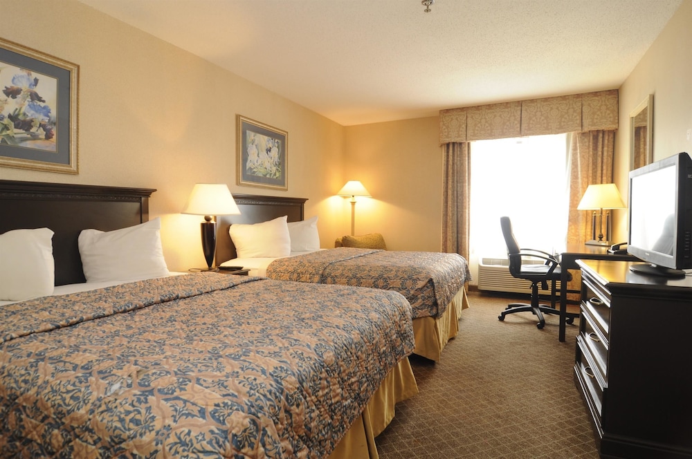 Days Inn by Wyndham Calumet Park 8/27