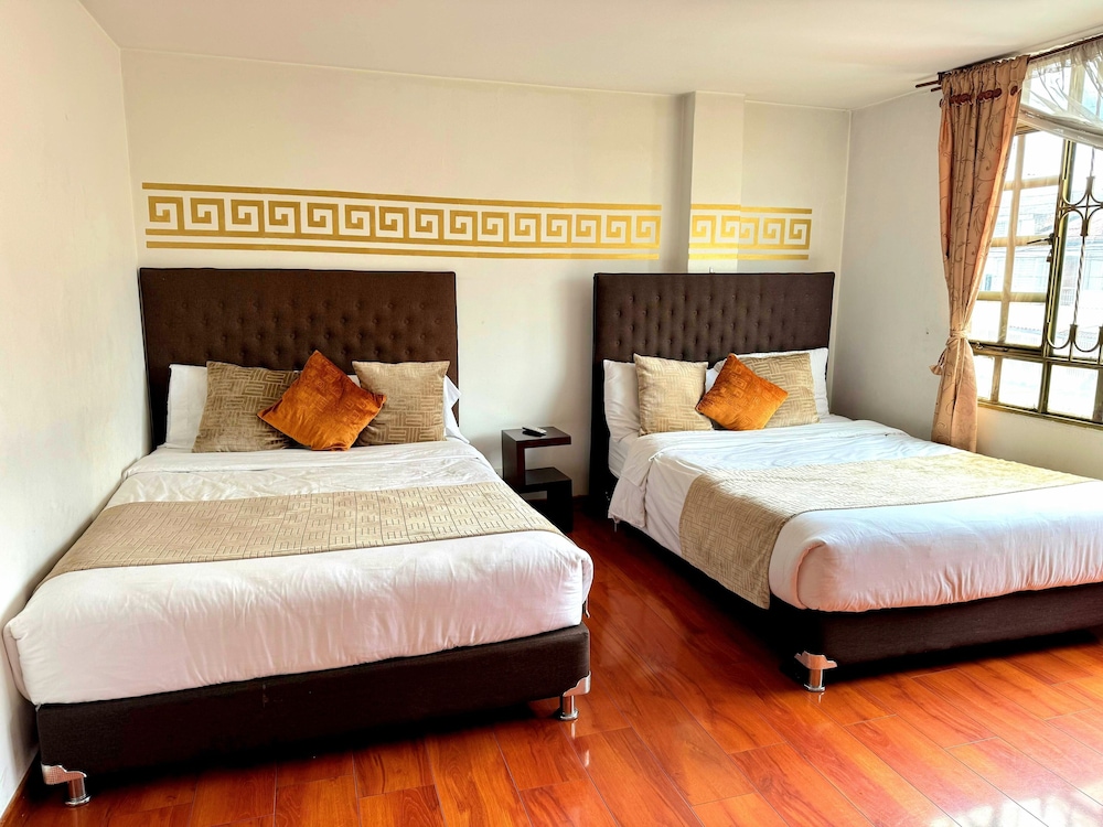 Hotel Oporto 83 16/50
