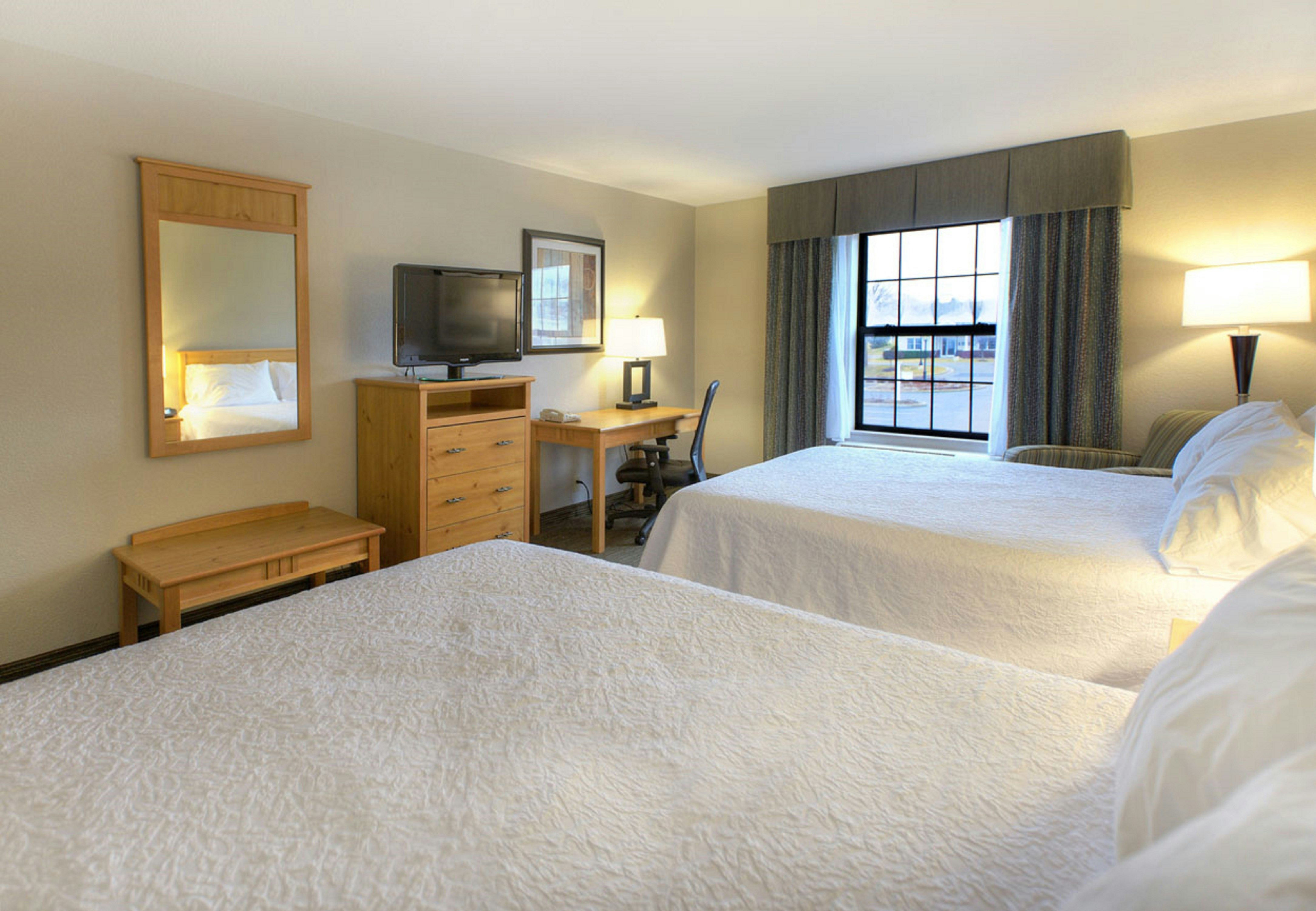Hampton Inn & Suites by Hilton Petoskey 34/75