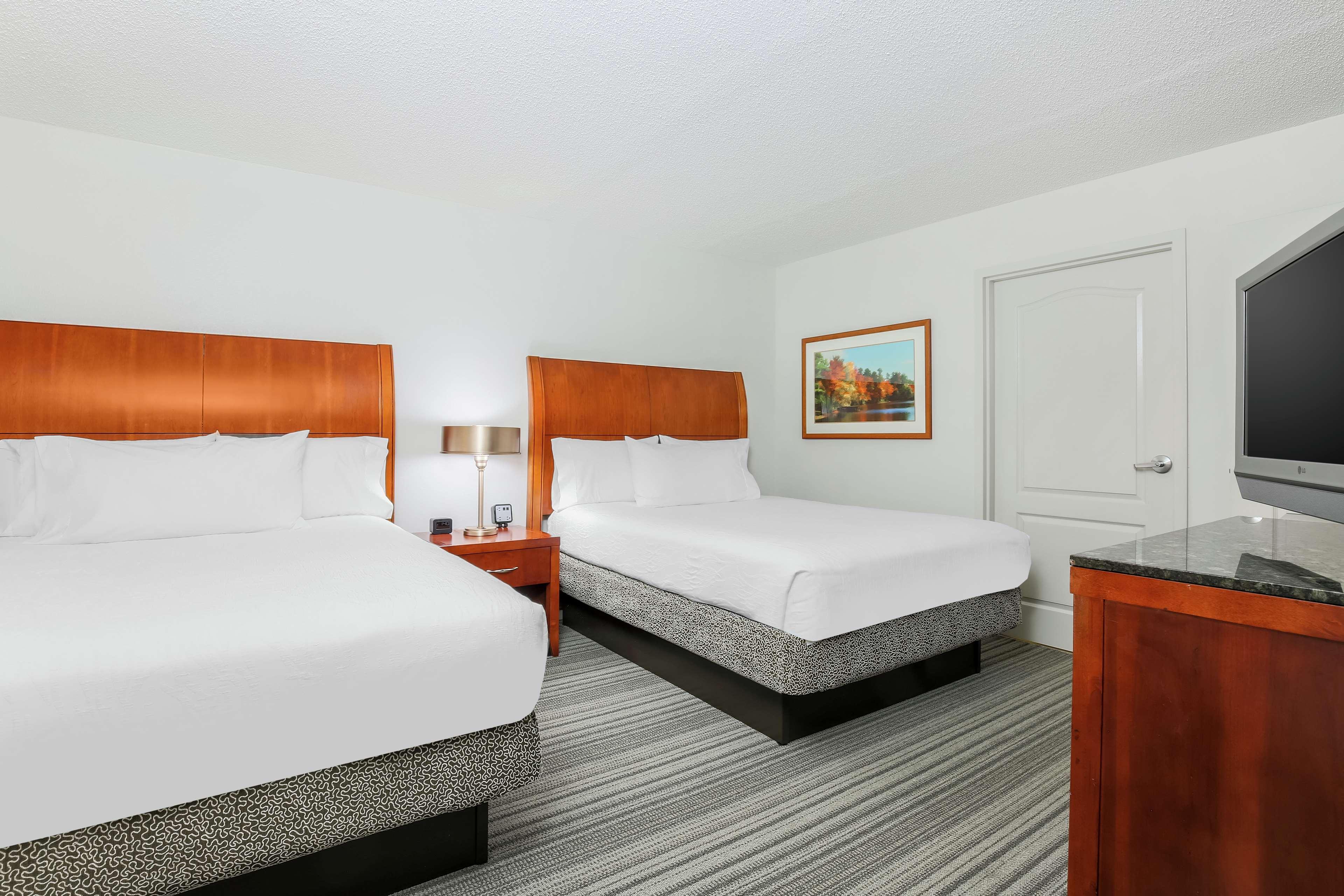 1 Bedroom, Suite, 2 Queen Beds, Hot Tub, Accessible