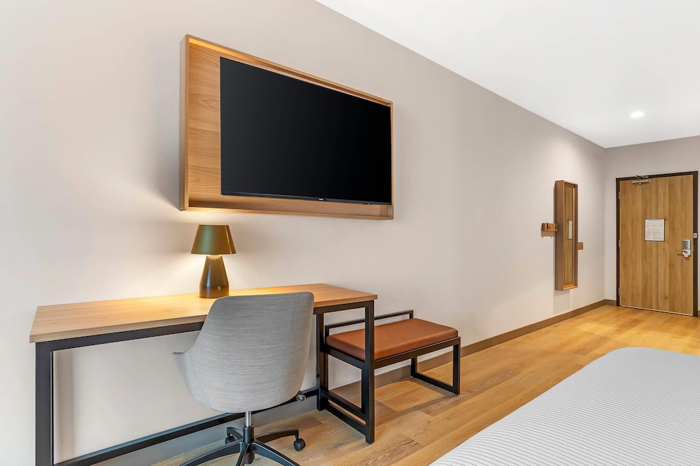 Cambria Hotel Euless - DFW Airport South 43/50