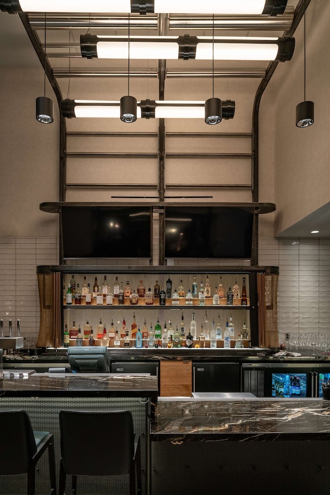 Grand Hyatt Denver 38/78