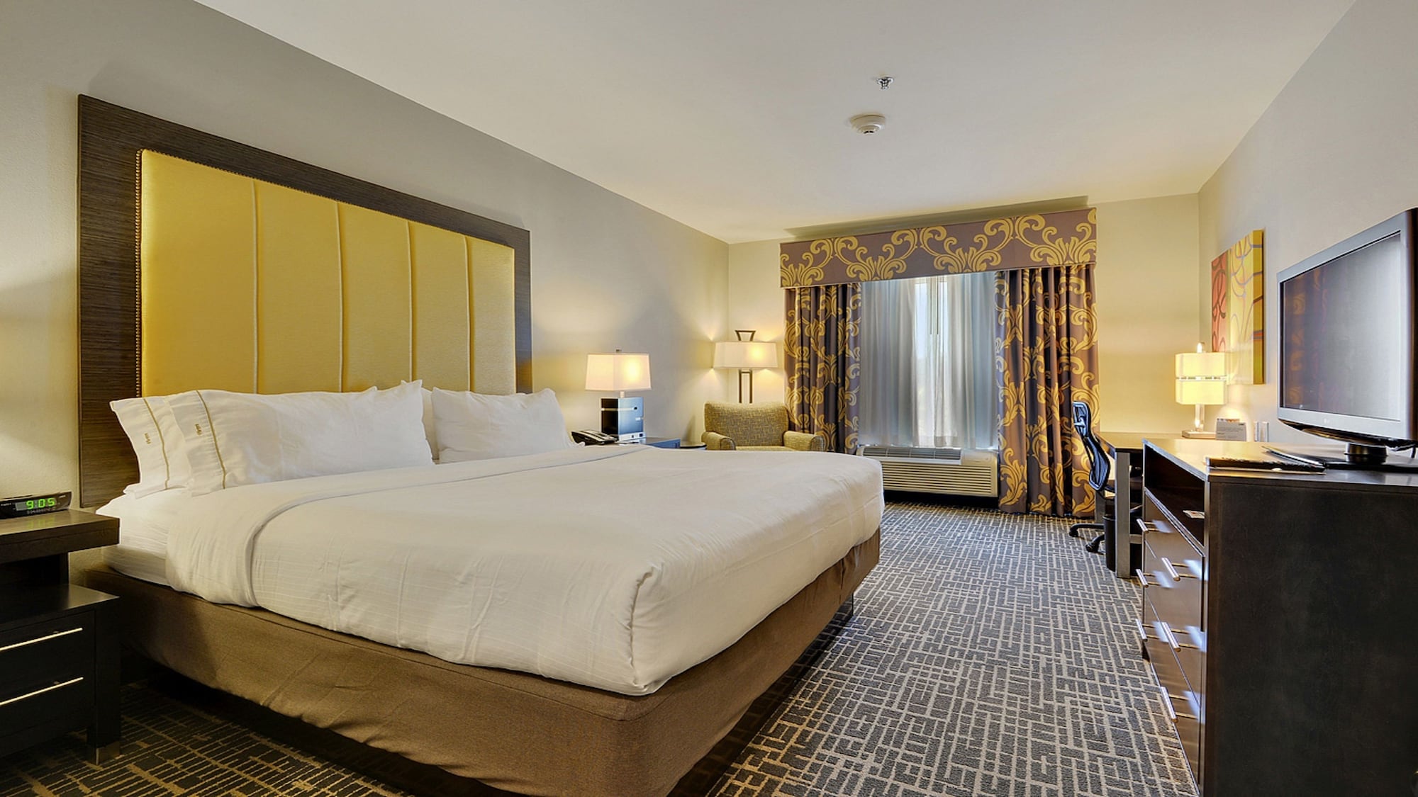 Standard, King Bed