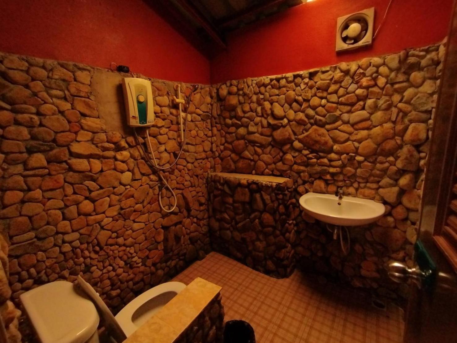 Ploy Inn Koh Chang 47/50