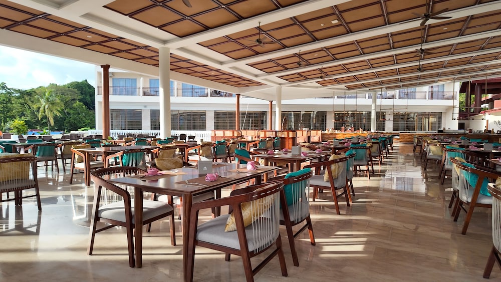 Nusantara Diving Centre Resort Spa 56/73