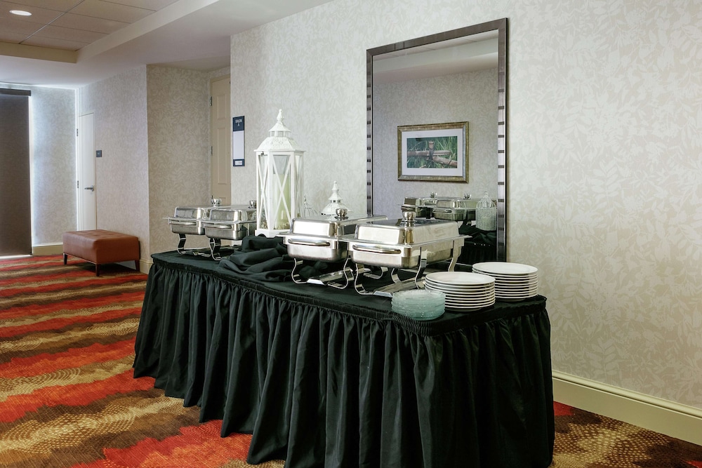 Hilton Garden Inn Omaha West 34/54