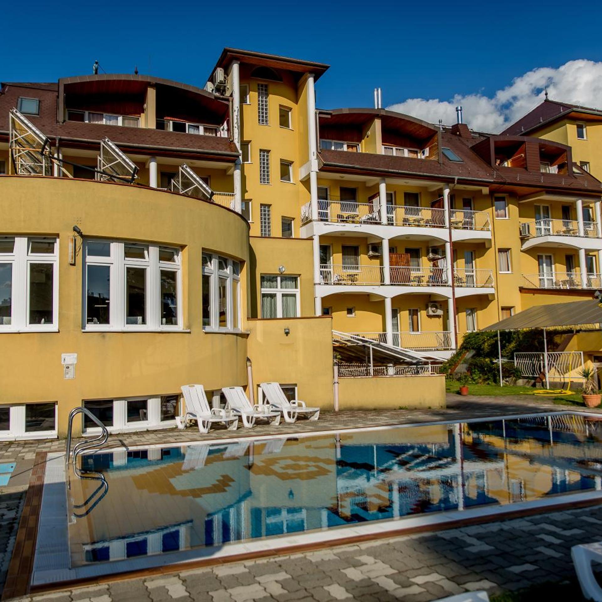 Hotel Venus 48/55
