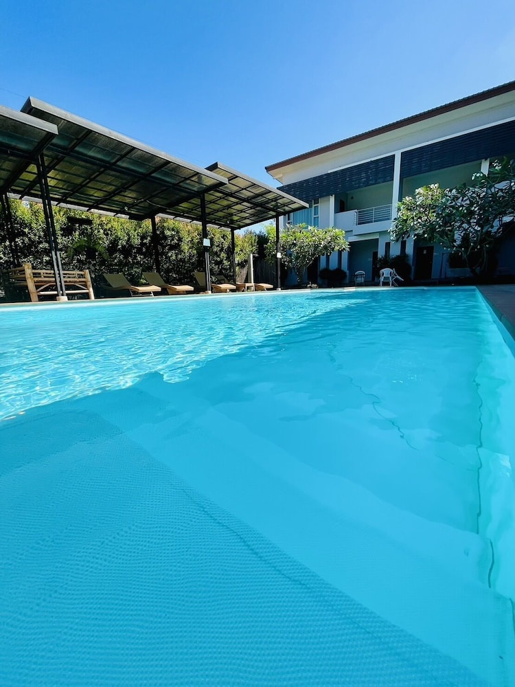 Bualinn Resort Nongkhai 25/50