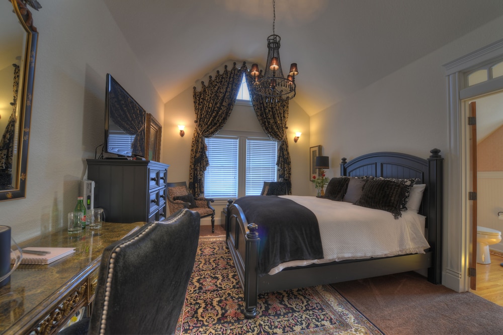 The Victoria B & B 22/71