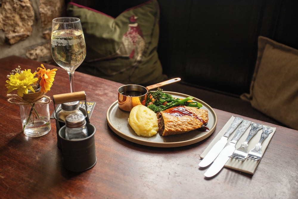 The Royal Oak Inn 29/49