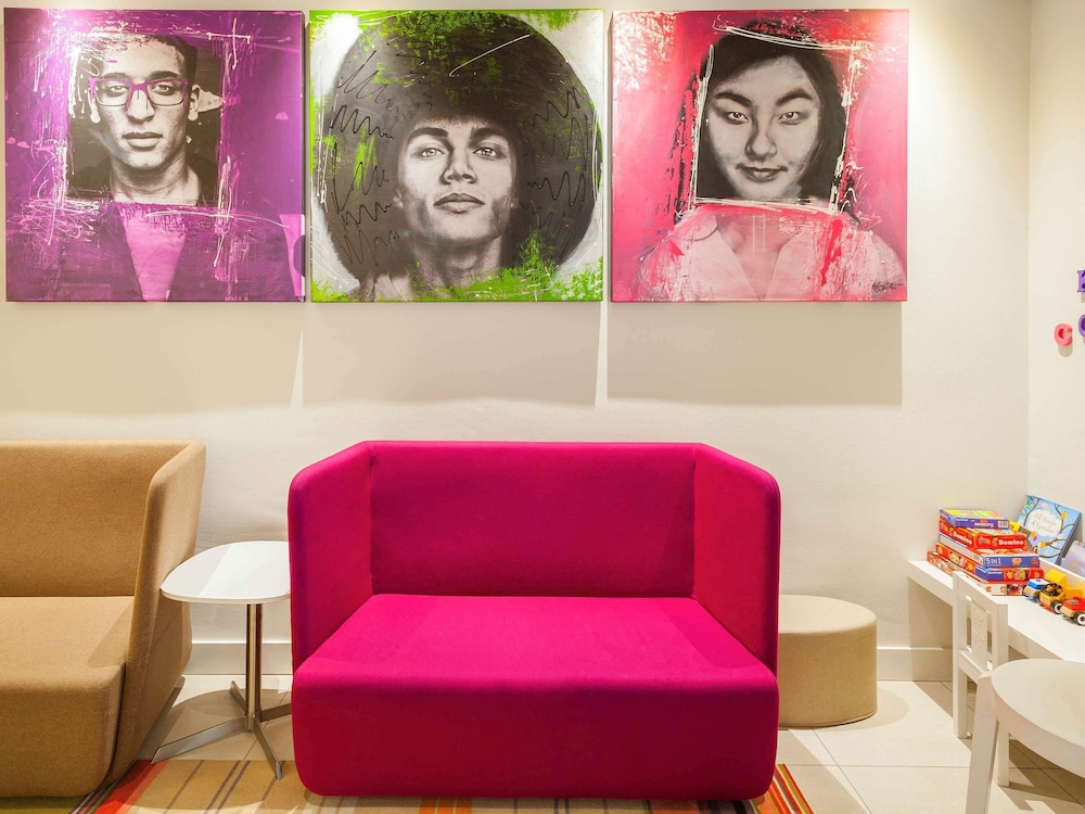Hotel Ibis Styles Amsterdam Amstel photo2